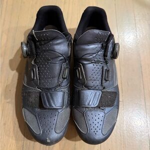 Giro Women’s Cycling Shoes size 8.5 (EU 40)